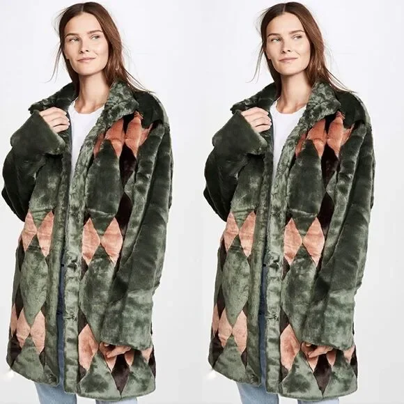 New Antik Batik
Khalim Coat - Picture 2 of 8